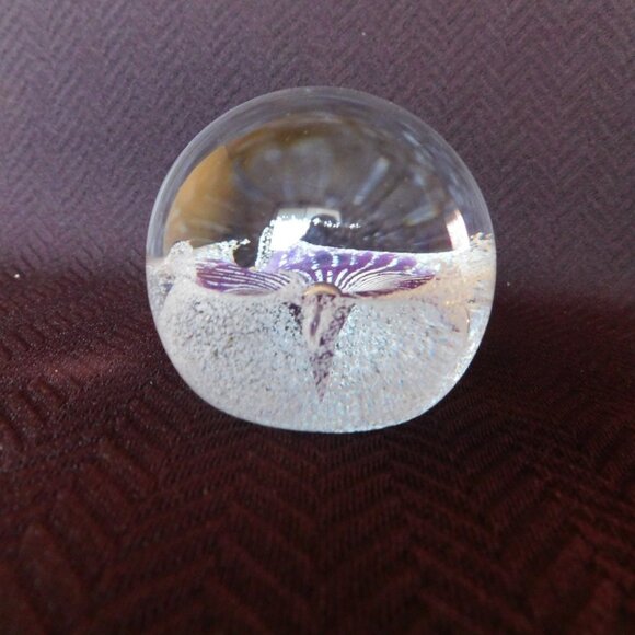 Caithness Scotland Petunias paperweight mint condition - Picture 2 of 11